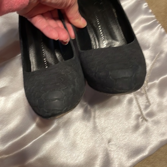 Giuseppe Zanotti black heels - Picture 5 of 11